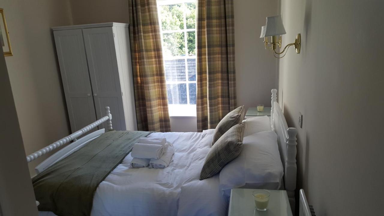 Central Bar Guesthouse Cushendall Zewnętrze zdjęcie