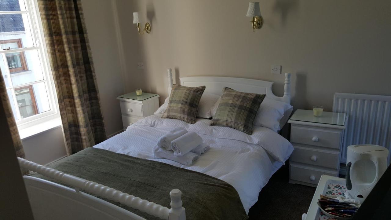 Central Bar Guesthouse Cushendall Zewnętrze zdjęcie