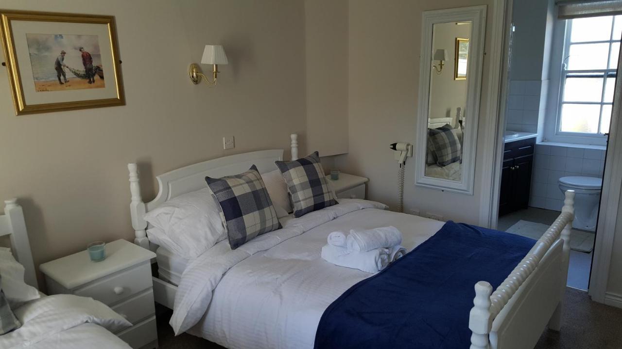 Central Bar Guesthouse Cushendall Zewnętrze zdjęcie
