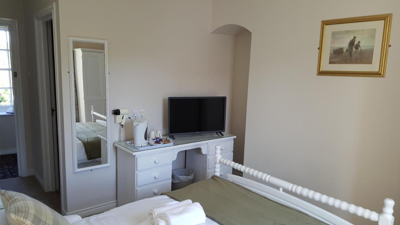 Central Bar Guesthouse Cushendall Zewnętrze zdjęcie